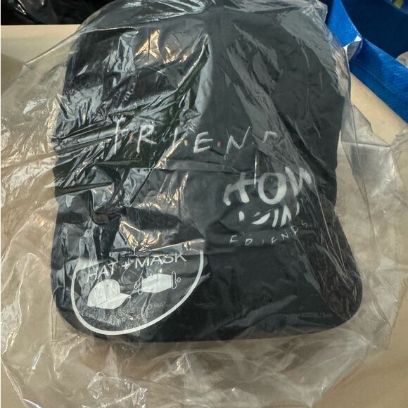 FRIENDS 2 for 1 Hat + Mask Baseball Cap Black OS Fits Most 14 Yrs & Older - Picture 6 of 8